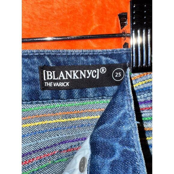 Blank NYC Capri Jeans Raw Hem Rainbow‎ Thread Waist  NEW WITH TAGS Size 25 - Picture 5 of 8